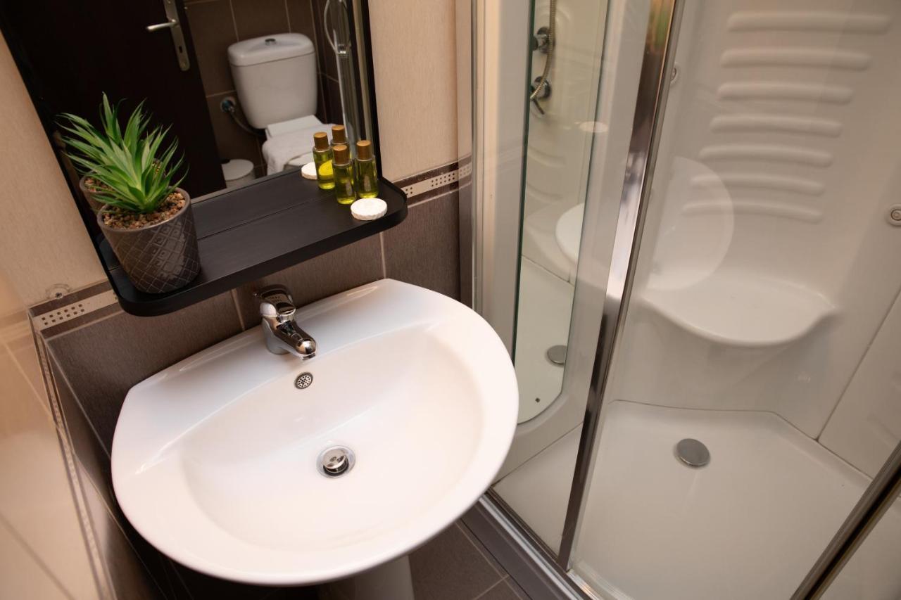 Nobel: Premium Two-Room Apartment In Bucharest'S City Center! Dış mekan fotoğraf