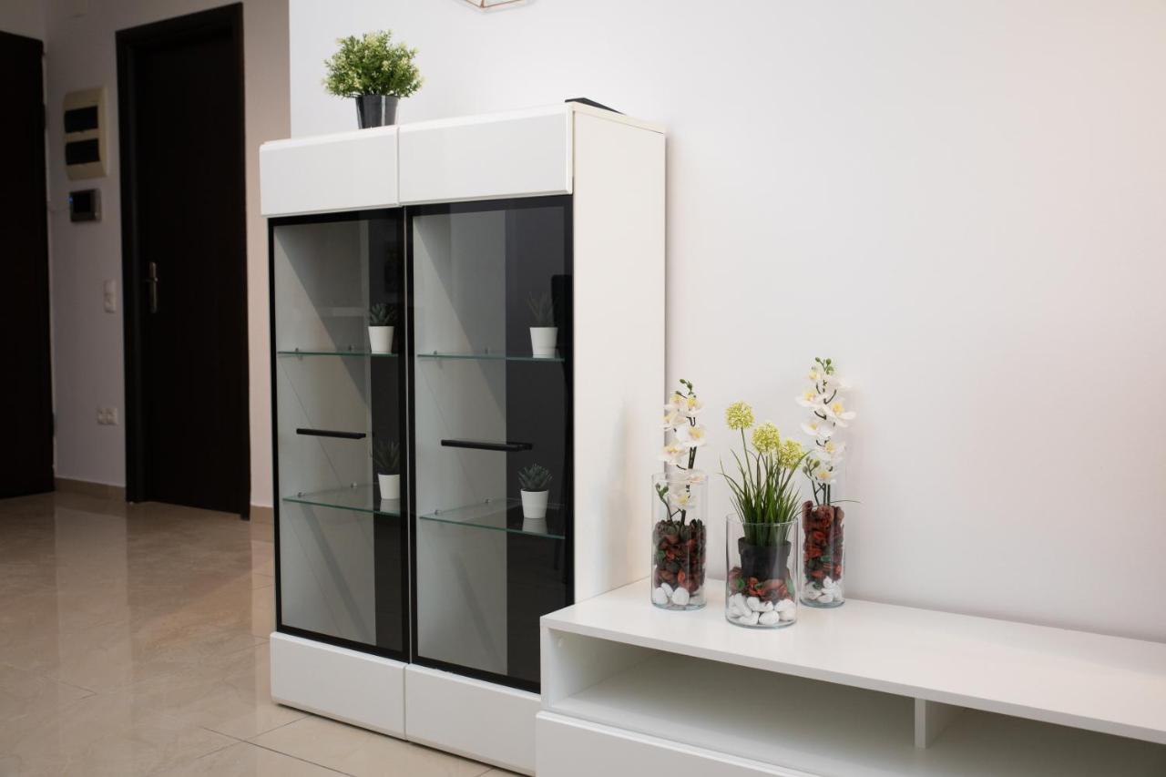 Nobel: Premium Two-Room Apartment In Bucharest'S City Center! Dış mekan fotoğraf